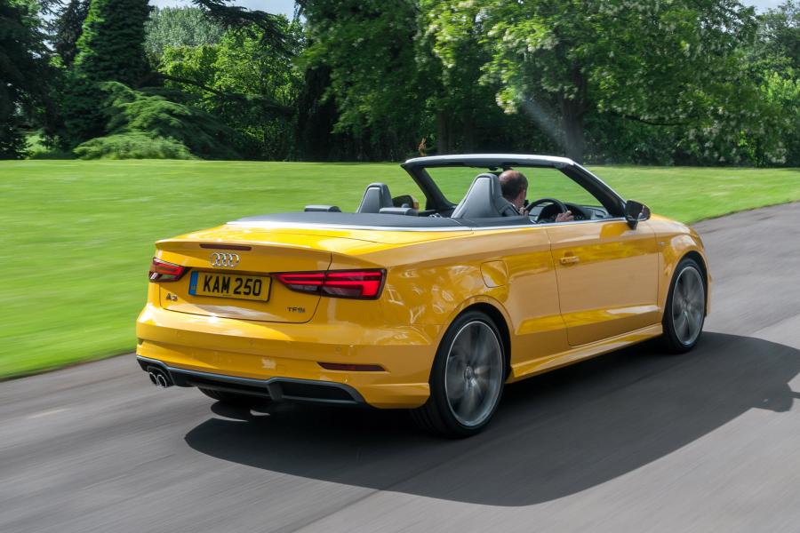 Audi A3 Cabriolet 1.4 TFSI S-Line (8V) 2016 года  (UK) (фото 4 из 16)